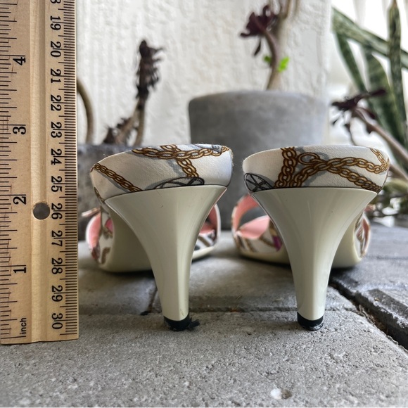 Vintage Gucci Kitten Heels - Picture 11 of 14